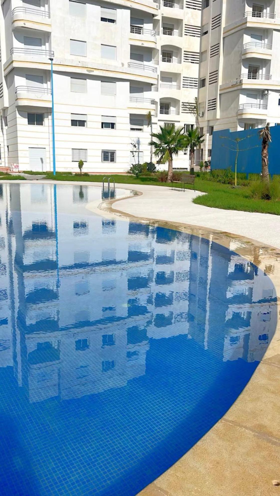 Elegant Appartement Avec Un Acces Piscine Jardin Parking Sous-Sol Et Wifi Haut Debit Fibre Optique طنجة المظهر الخارجي الصورة