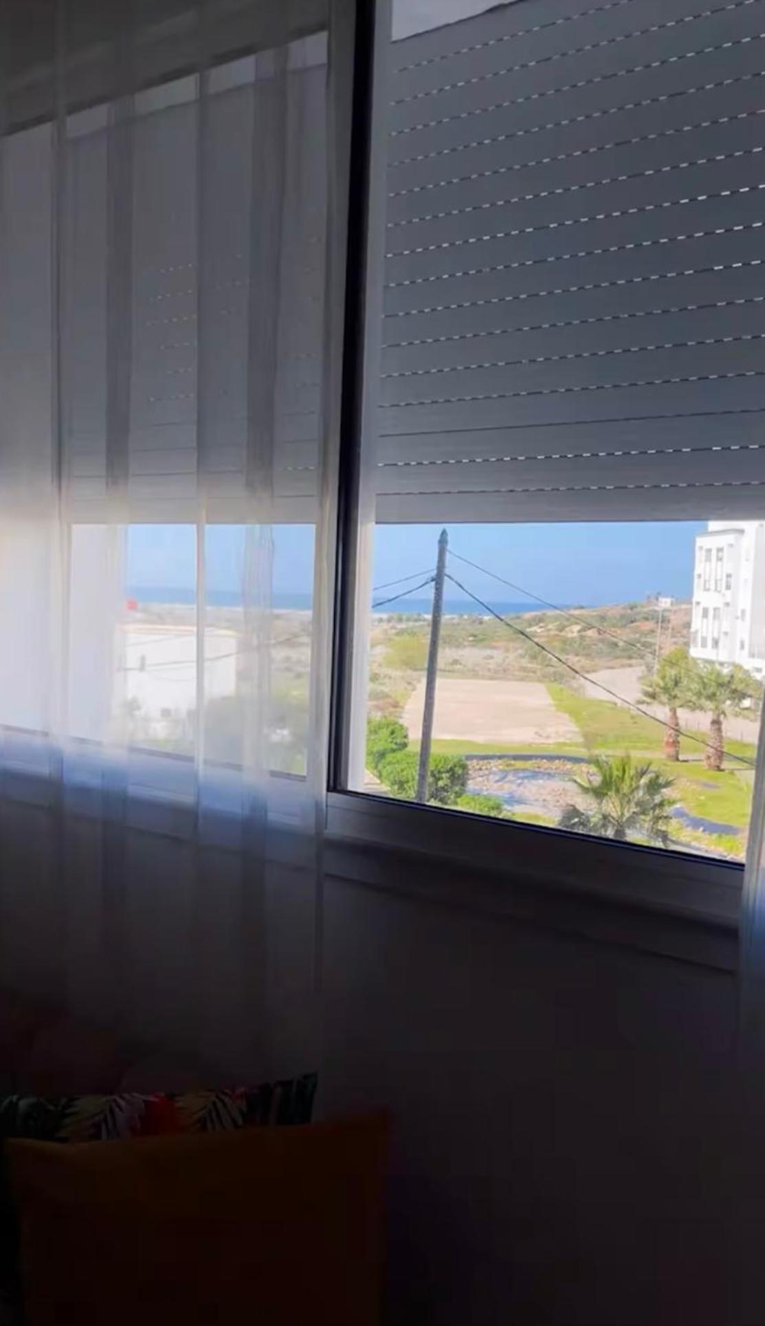 Elegant Appartement Avec Un Acces Piscine Jardin Parking Sous-Sol Et Wifi Haut Debit Fibre Optique طنجة المظهر الخارجي الصورة